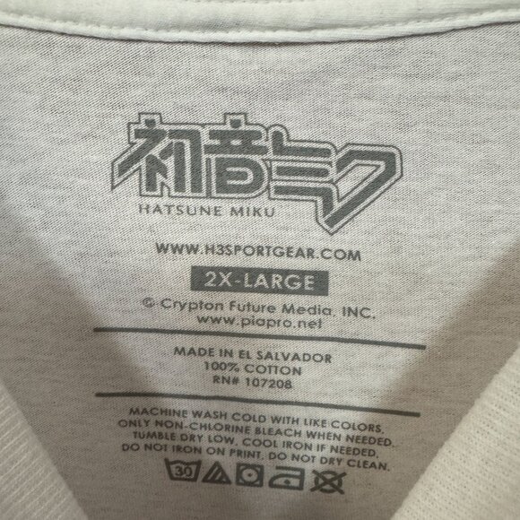 Hatsune Miku Spring Cherry Blossom 2XL - Picture 4 of 4